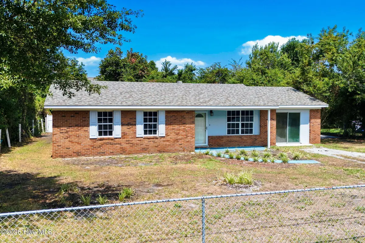 4755 Oakview Drive Se, Southport, NC 28461 - #1