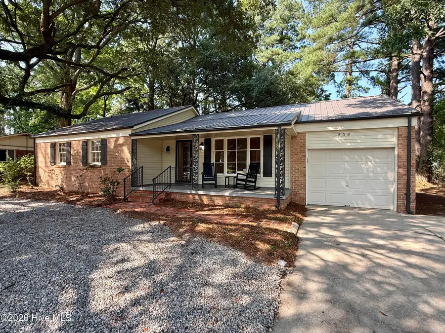 208 W 15th Street, Washington, NC 27889 - #3