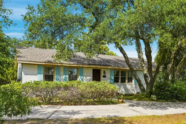 814 Cape Fear Boulevard, Carolina Beach, NC 28428