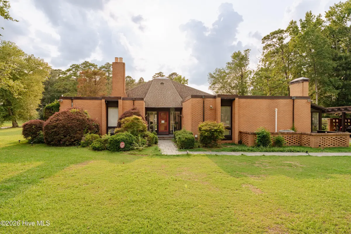 1900 Pawnee Drive, Kinston, NC 28504 - #1