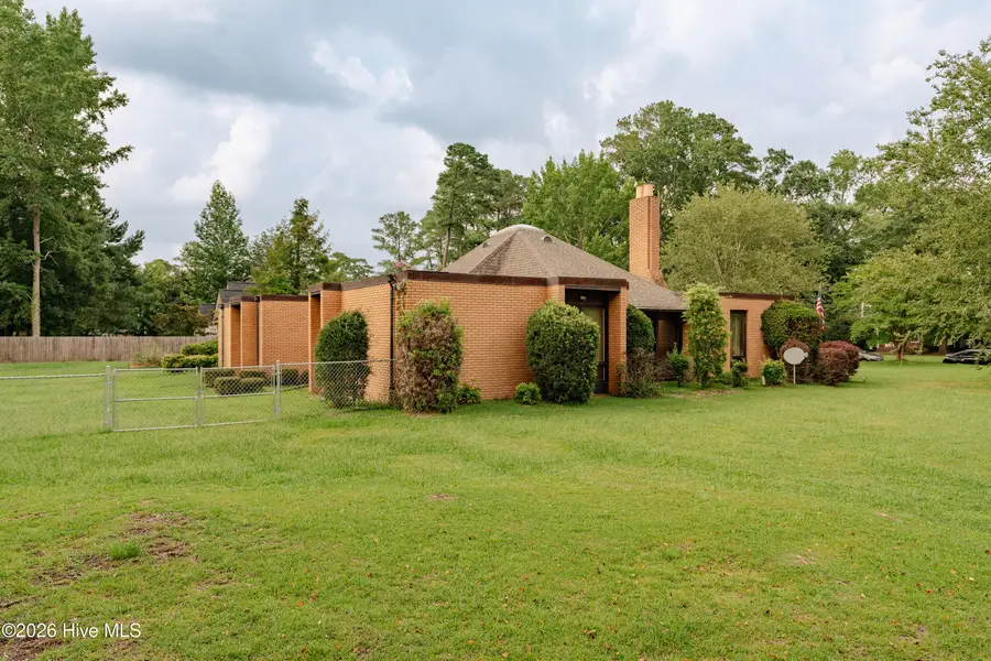 1900 Pawnee Drive, Kinston, NC 28504 - #3