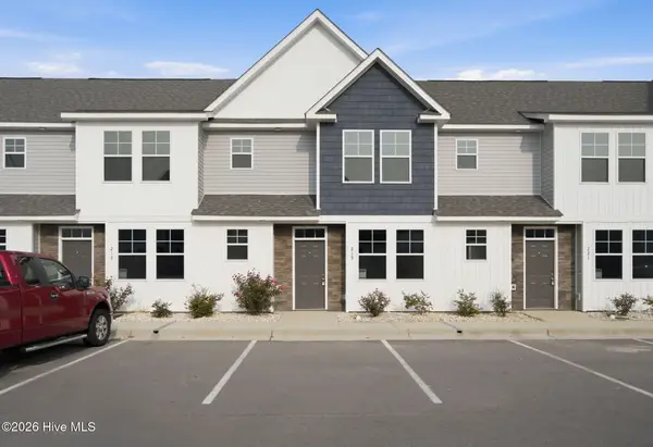 219 Sandy Cove Lane, Sneads Ferry, NC 28460