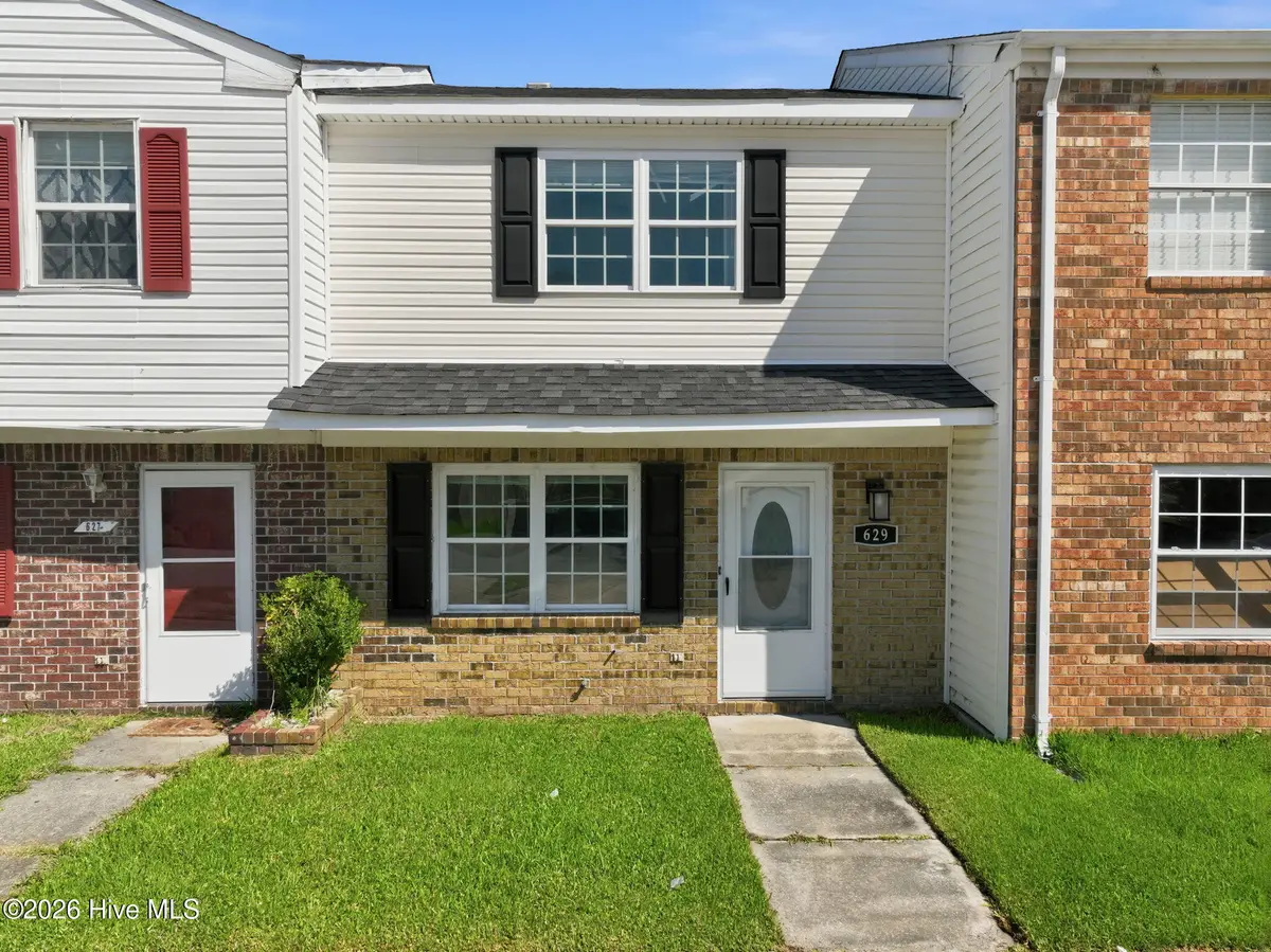 629 Myrtlewood Circle, Jacksonville, NC 28546 - #1