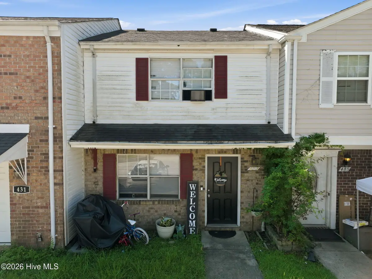 433 Myrtlewood Circle, Jacksonville, NC 28546 - #1