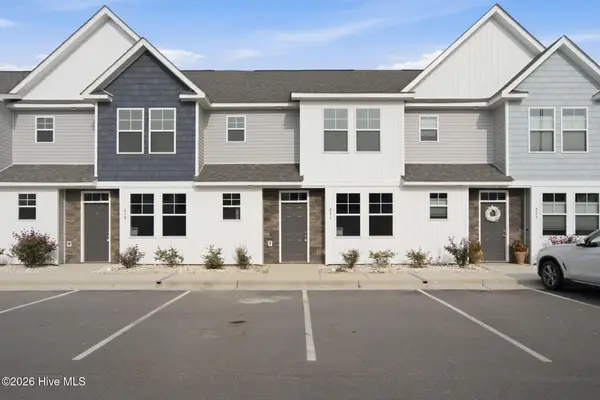 221 Sandy Cove Lane, Sneads Ferry, NC 28460