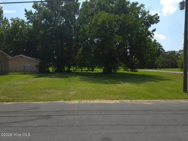 1221 Main Street, New Bern, NC 28560