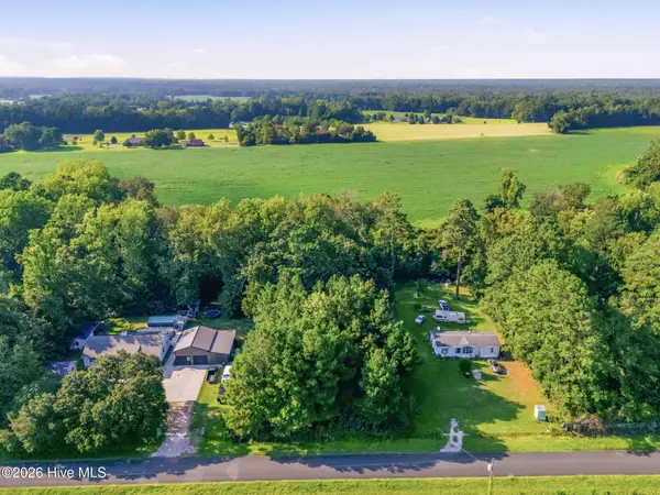 704 Gordon Lewis Drive Se, Winnabow, NC 28479
