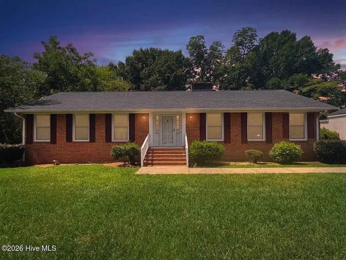 114 Eastover Avenue, Clinton, NC 28328 - #1