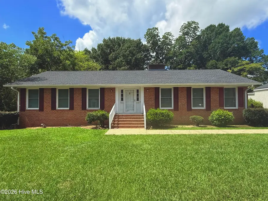 114 Eastover Avenue, Clinton, NC 28328 - #2