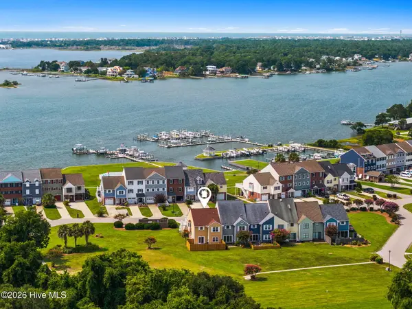 501 E Bay Drive, Sneads Ferry, NC 28460