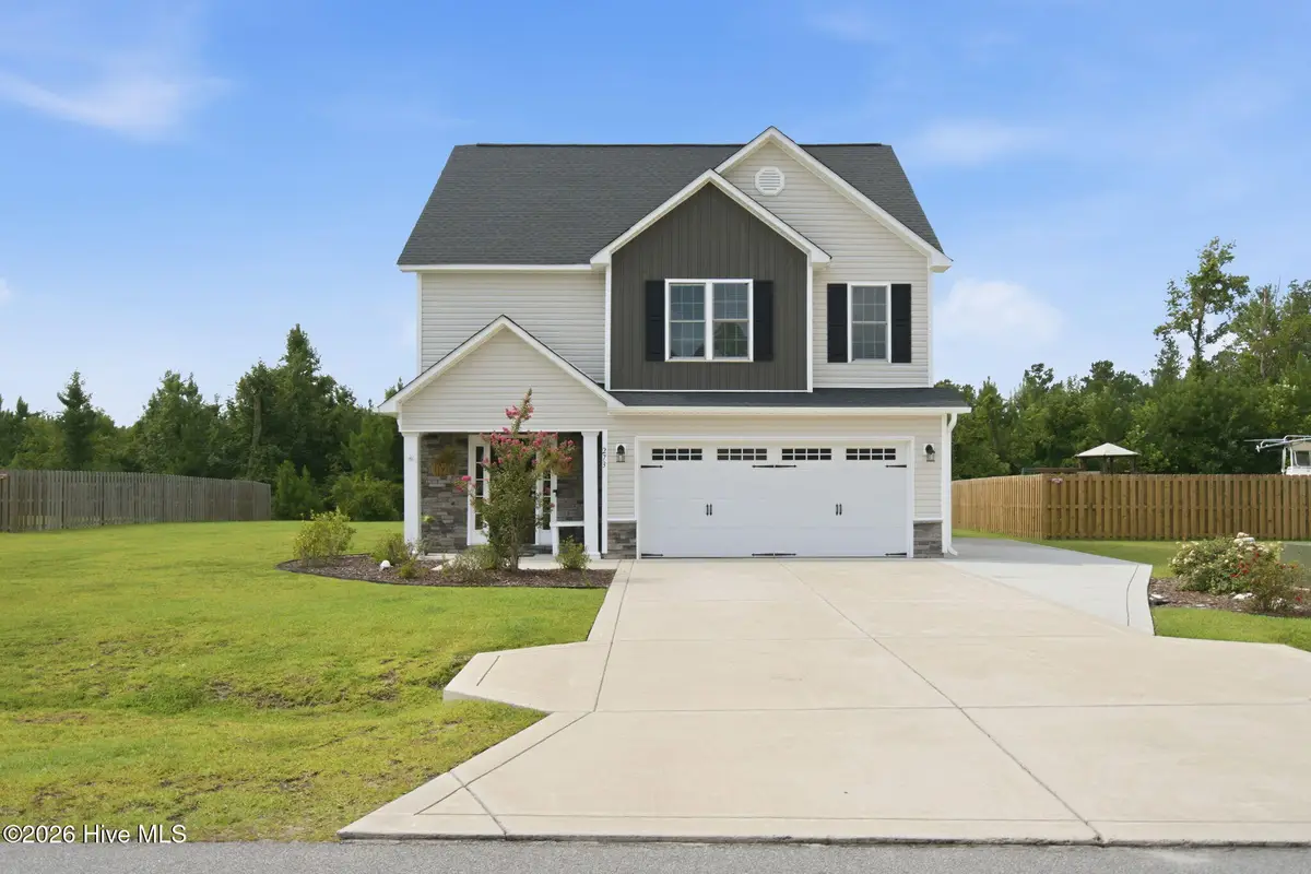 273 W Broughton Lane, Rocky Point, NC 28457 - #1