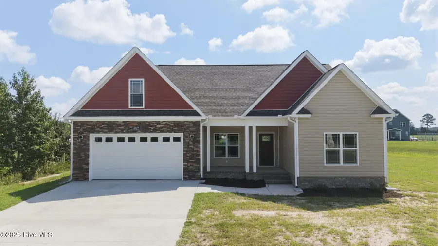 2699 Whitaker Glen Drive, Farmville, NC 27828 - #2