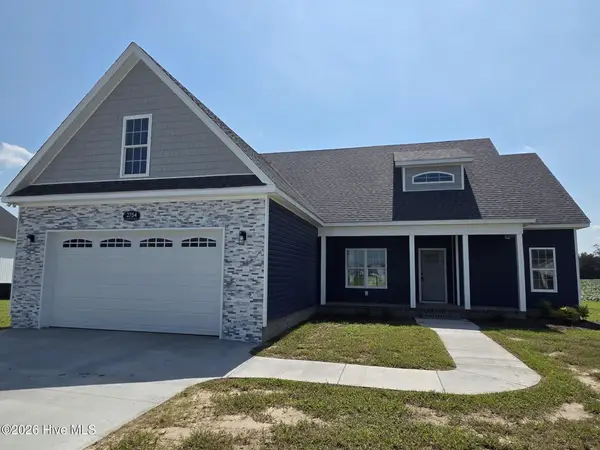 2754 Whitaker Glen Drive, Farmville, NC 27828