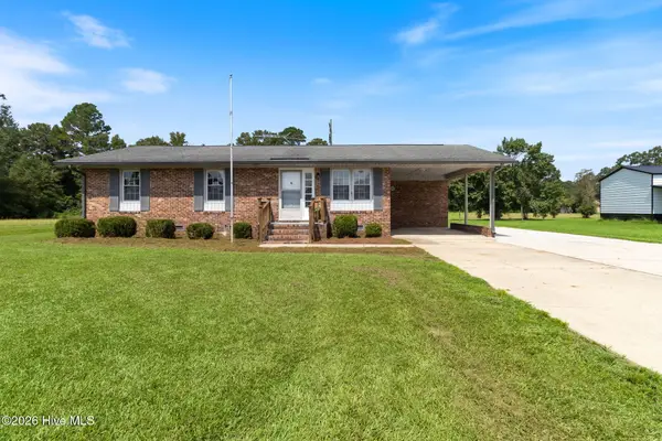 123 N Elmhurst Street, Clarkton, NC 28433