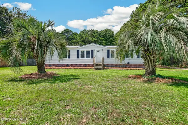 102 Seabird Lane, Sneads Ferry, NC 28460