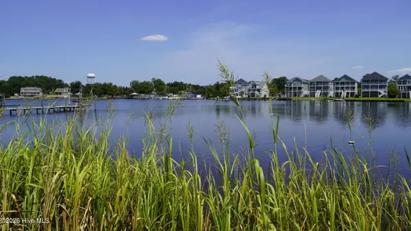 209 Laguna Lane, Jacksonville, NC 28540