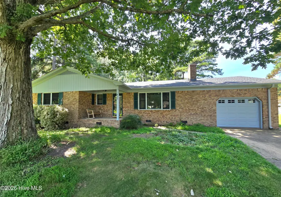413 Hickory Drive, Elizabeth City, NC 27909 - #2