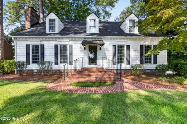 202 Queen Annes Road, Greenville, NC 27858