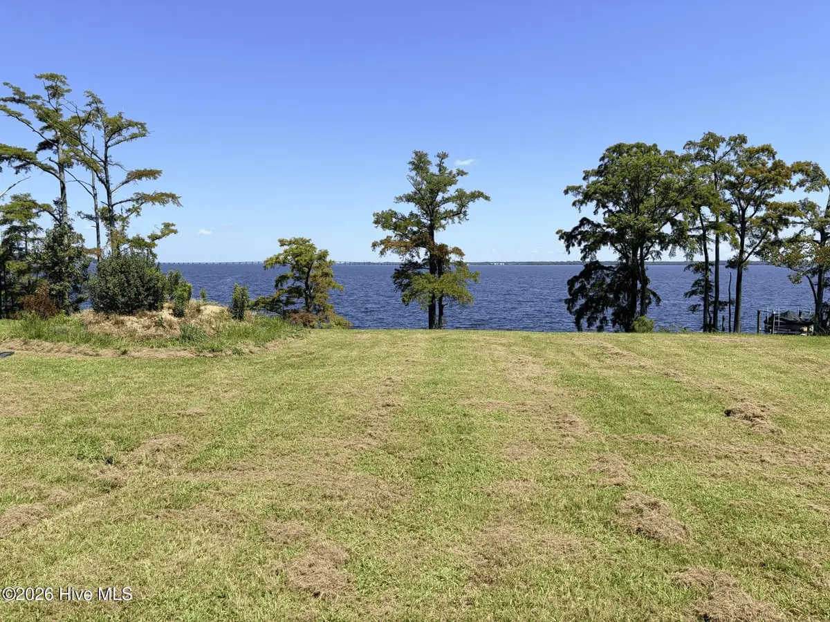 156 W Royal Way, Merry Hill, NC 27957 - #1