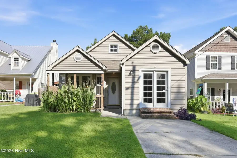 204 Hemlock Drive, Jacksonville, NC 28546 - #2