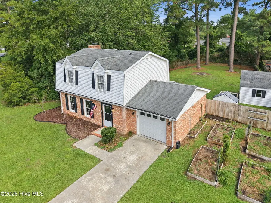 105 Hillside Court, Jacksonville, NC 28546 - #2