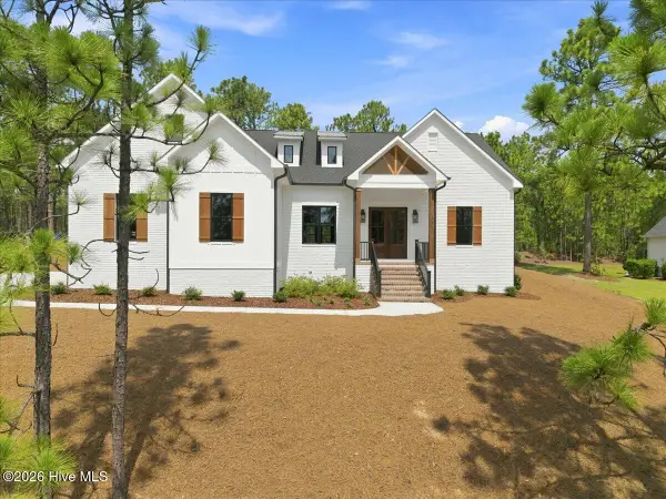 117 Steeplechase Way, Southern Pines, NC 28387