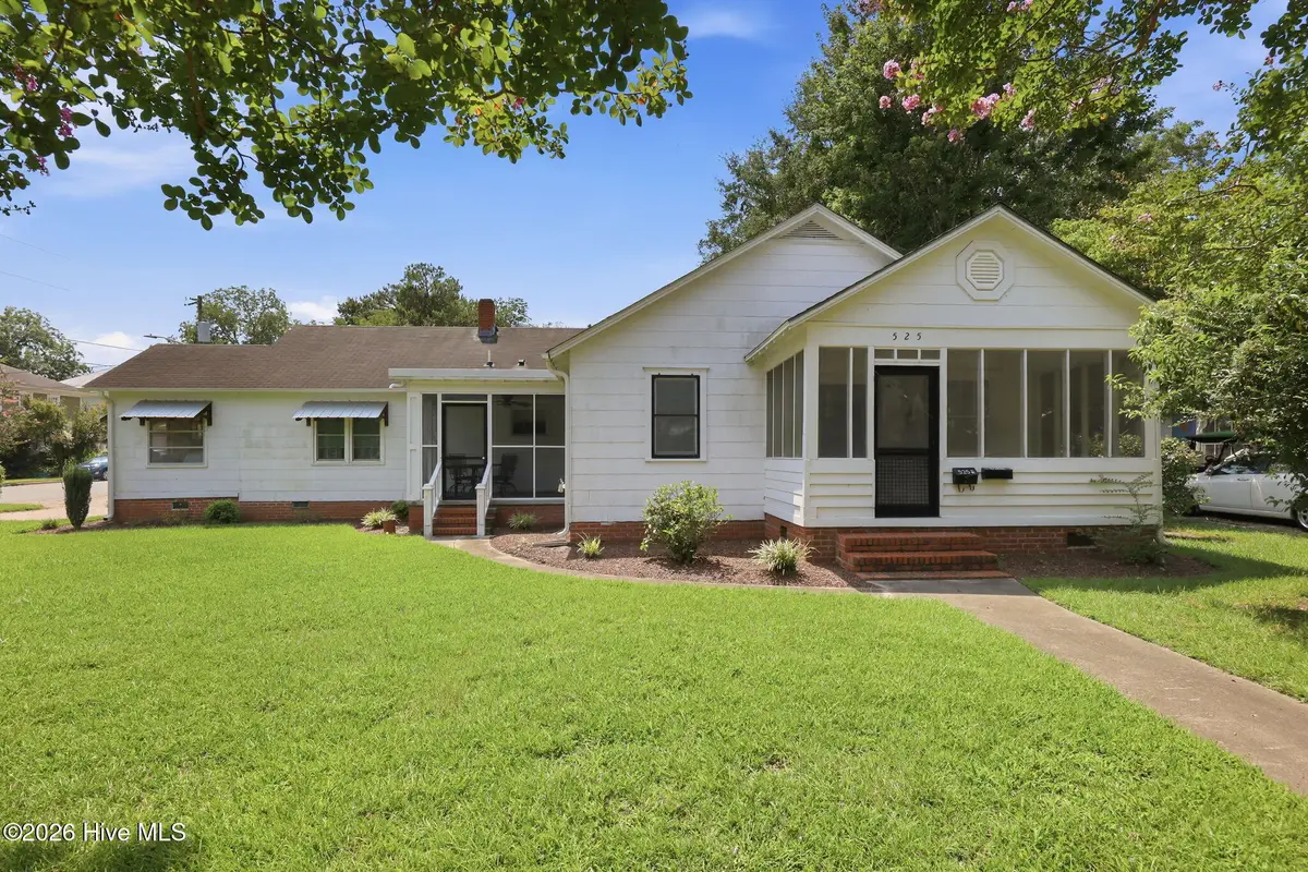 525 E 2nd Street, Washington, NC 27889 - #1