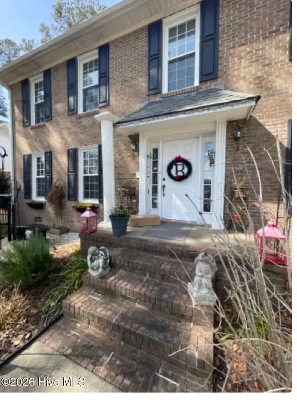 8002 Club House Drive, New Bern, NC 28562