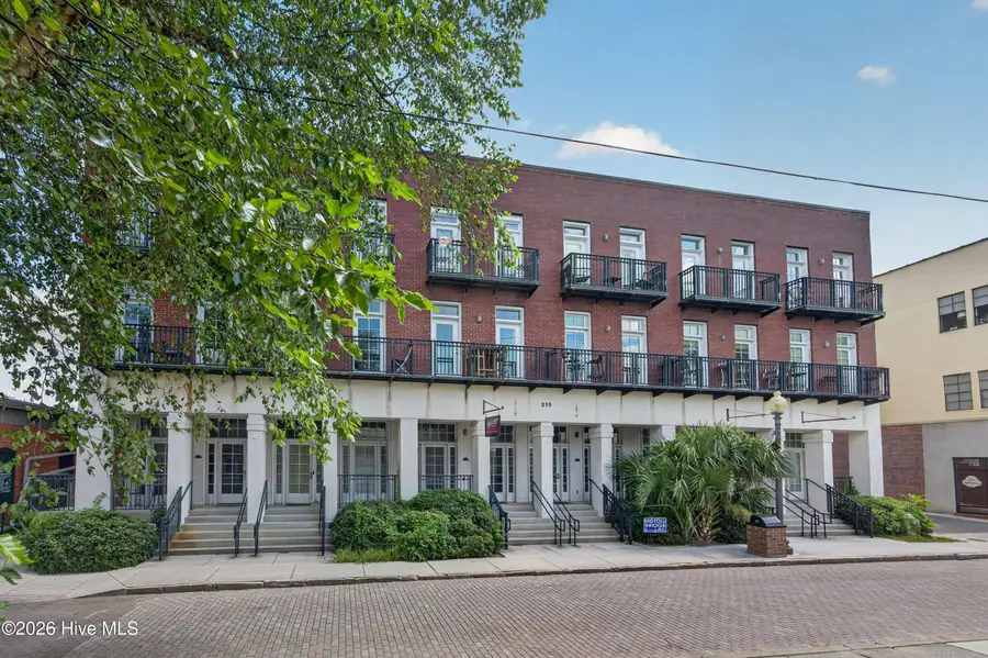 215 S Water Street #Apt 107, Wilmington, NC 28401 - #2