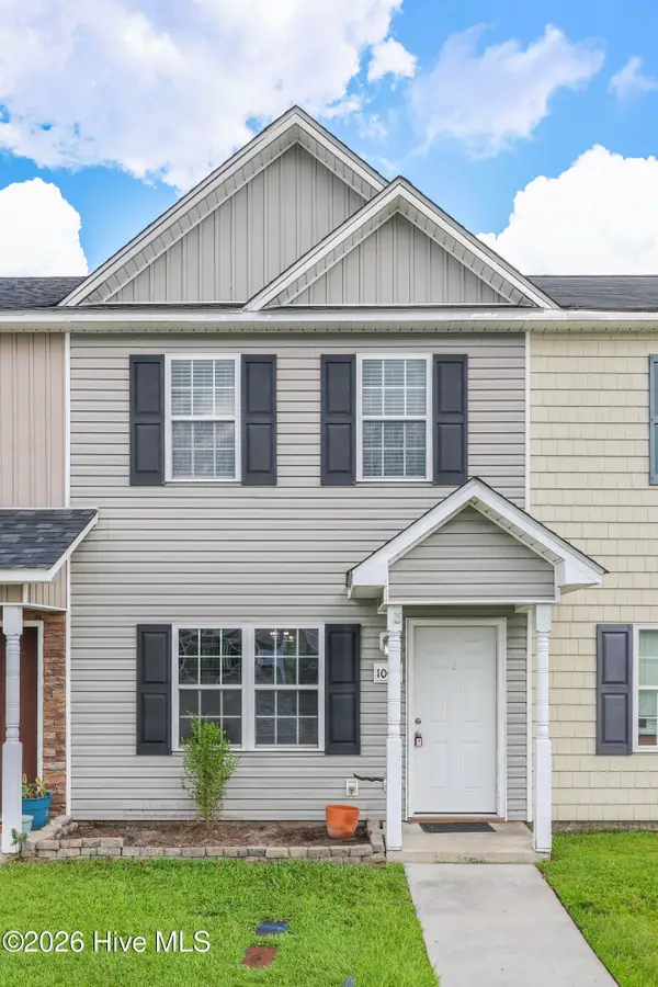 1002 Grandeur Avenue, Jacksonville, NC 28546
