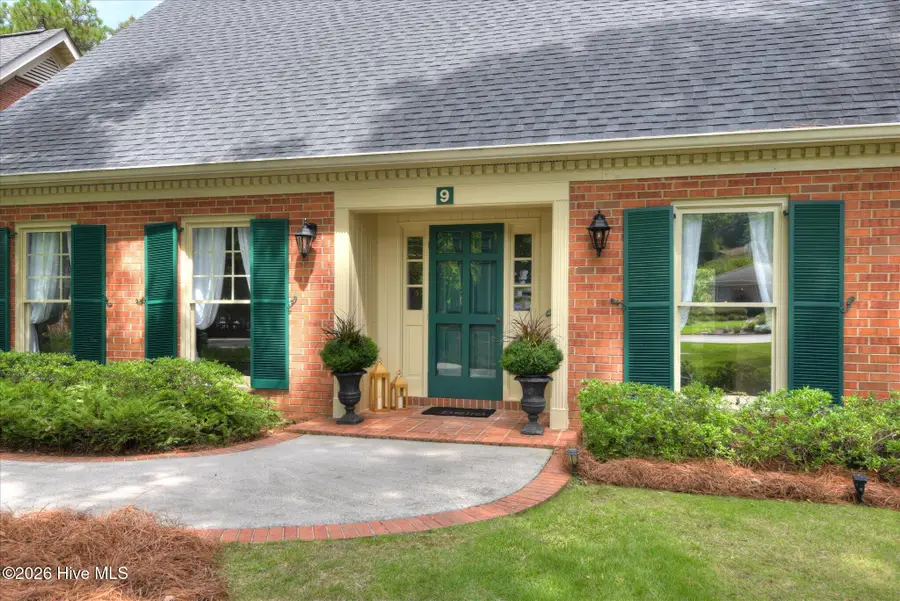 9 Roundhill Court, Aiken, SC 29803 - #2