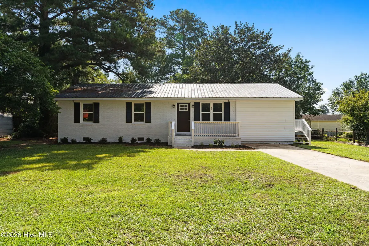 42 N Sixth Street, Clarkton, NC 28433 - #1