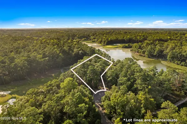 707 Palmer Lake Court, Shallotte, NC 28470