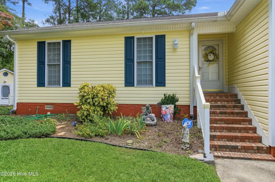 109 Commander Circle, New Bern, NC 28562 - #3
