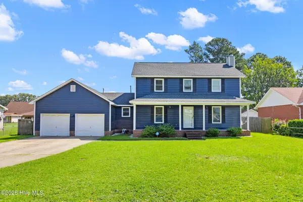 1795 Hampton Oaks Drive, Fayetteville, NC 28314