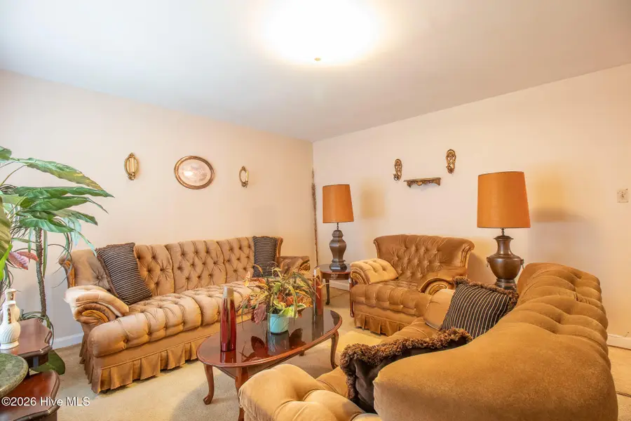 521 Cascade Avenue, Rocky Mount, NC 27803 - #2