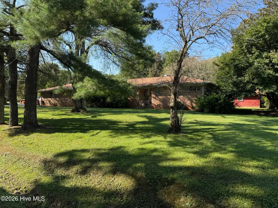 16 Hemlock Way, Andrews, NC 28901 - #2