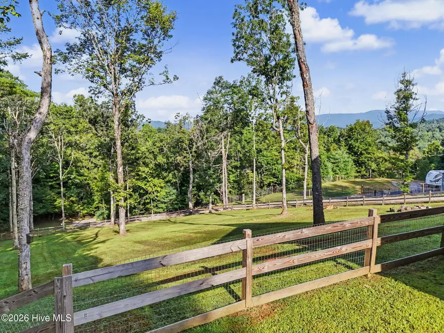 60 Oak Forest Circle, Hayesville, NC 28904 - #2