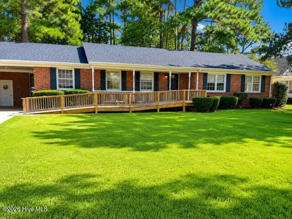 2212 Charles Boulevard, Greenville, NC 27858