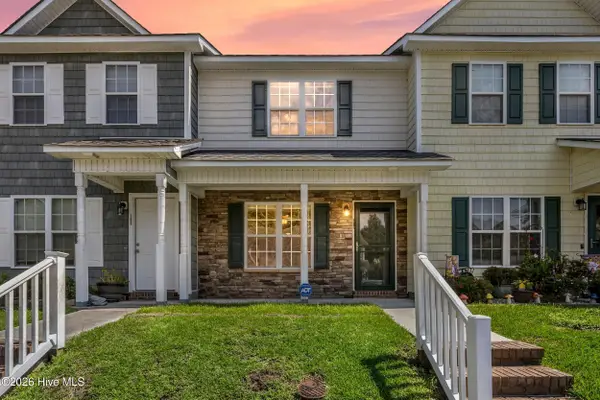 27 E Doris Avenue, Jacksonville, NC 28540