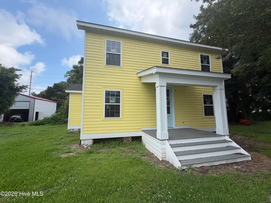 502 E Burgess Street, Elizabeth City, NC 27909 - #2