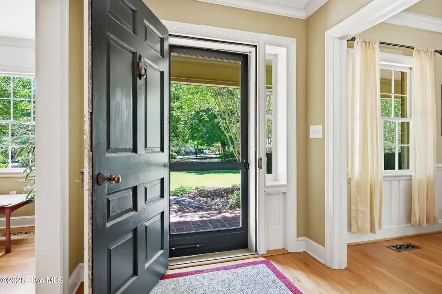 102 Middleton Place, Greenville, NC 27858 - #2