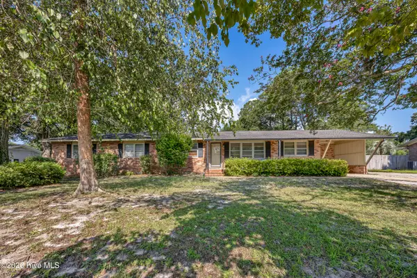 318 Englewood Drive, Wilmington, NC 28409