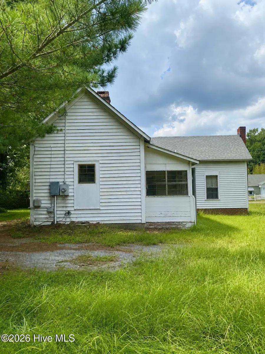 305 Pinehurst Avenue, Carthage, NC 28327 - #3