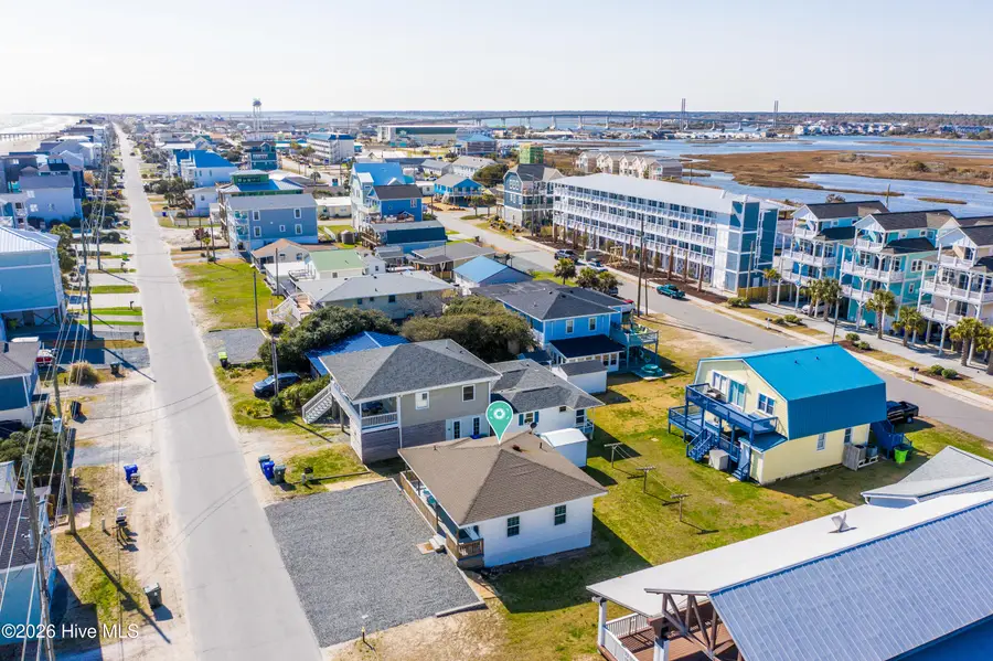 417 N Shore Drive, Surf City, NC 28445 - #2