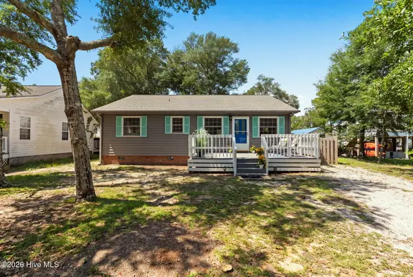 101 SE 12th Street, Oak Island, NC 28465