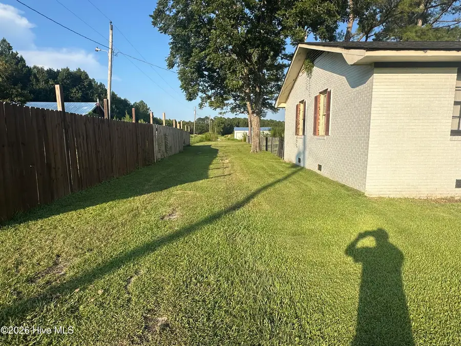 2182 Crusoe Island Road, Whiteville, NC 28472 - #3