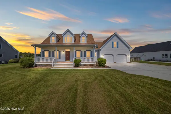 117 Middle Point Road, Hampstead, NC 28443