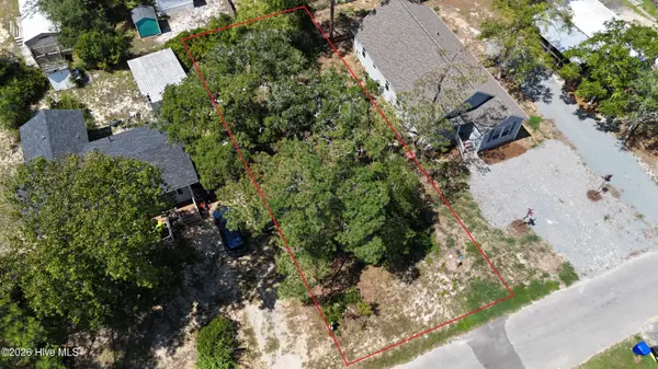 119 NE 77th Street, Oak Island, NC 28465