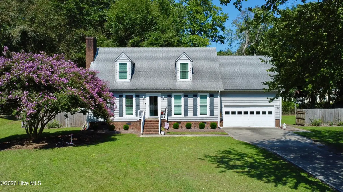 329 S Wedgewood Drive, Washington, NC 27889 - #1